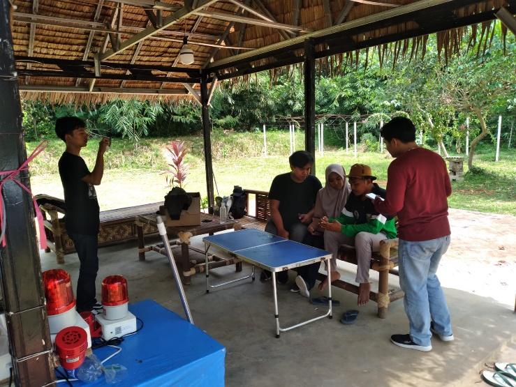 Digitalisasi Konservasi: Uji Coba Aplikasi Kawal Desa dan Kawal PLG di Rumah Lebah